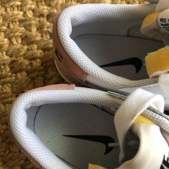 Nike Blazer Low 77 Jumbo "White/Pink/Oxford" Sneaker. Size - Picture 13 of 14